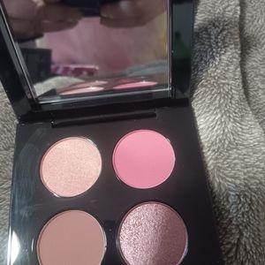 Pat McGrath  eyeshadow pallet